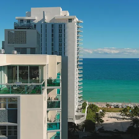 Luxury Penthouse On The Beach 3/3 Oceanfront Condo
